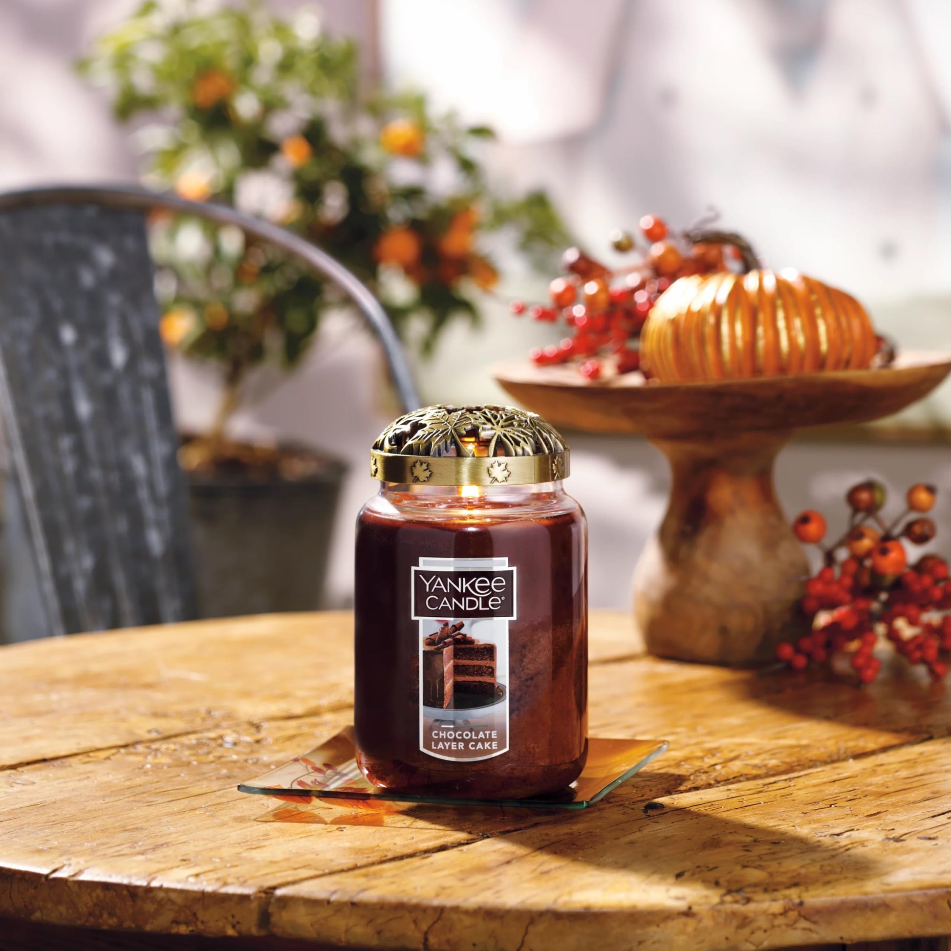 Yankee Candle Chocolate Layer Cake Scented, Classic 22oz Large Jar Single Wick Candle, Over 110 Hours of Burn Time - Medaid International