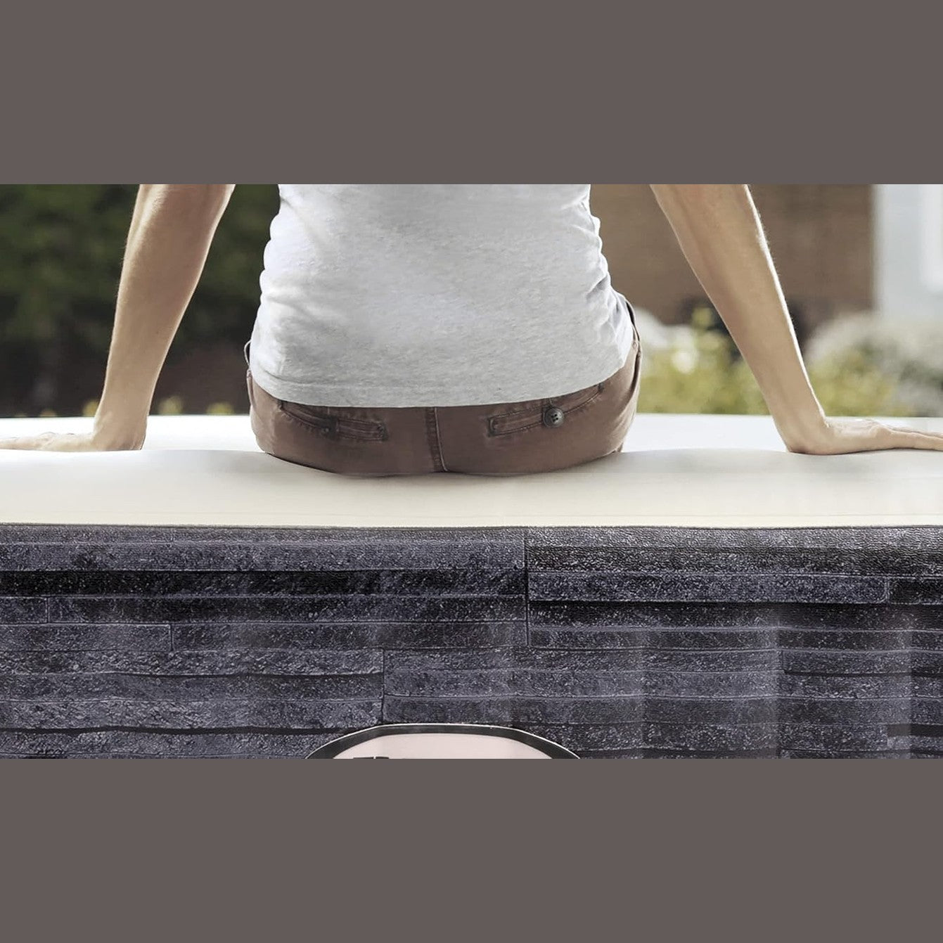 6-Person Greystone Deluxe Square Bubble Spa Set - Medaid International