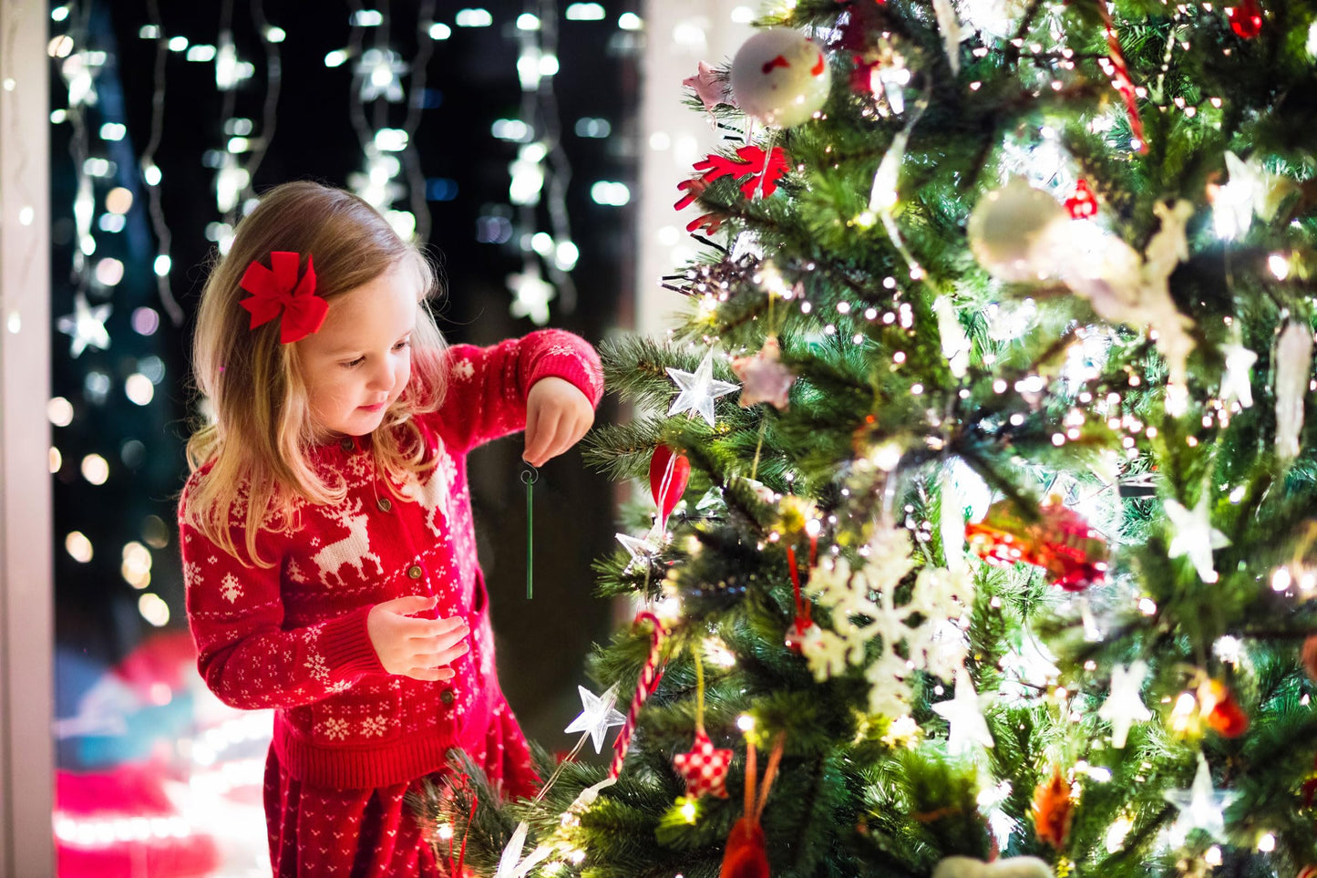 Scentsicles O Christmas Tree Scented Chrismas Ornaments with Hooks - 1 Bottle (6 Sticks Total) - Medaid International