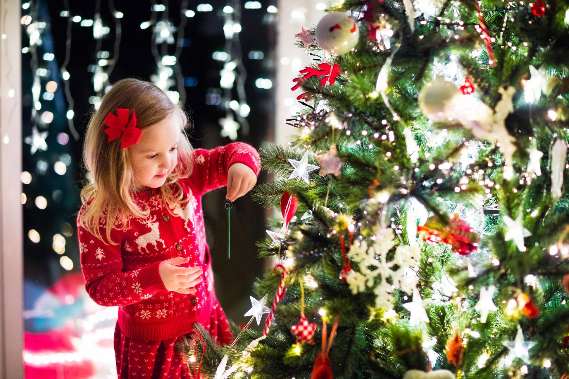 Scentsicles O Christmas Tree Scented Chrismas Ornaments with Hooks - 1 Bottle (6 Sticks Total) - Medaid International