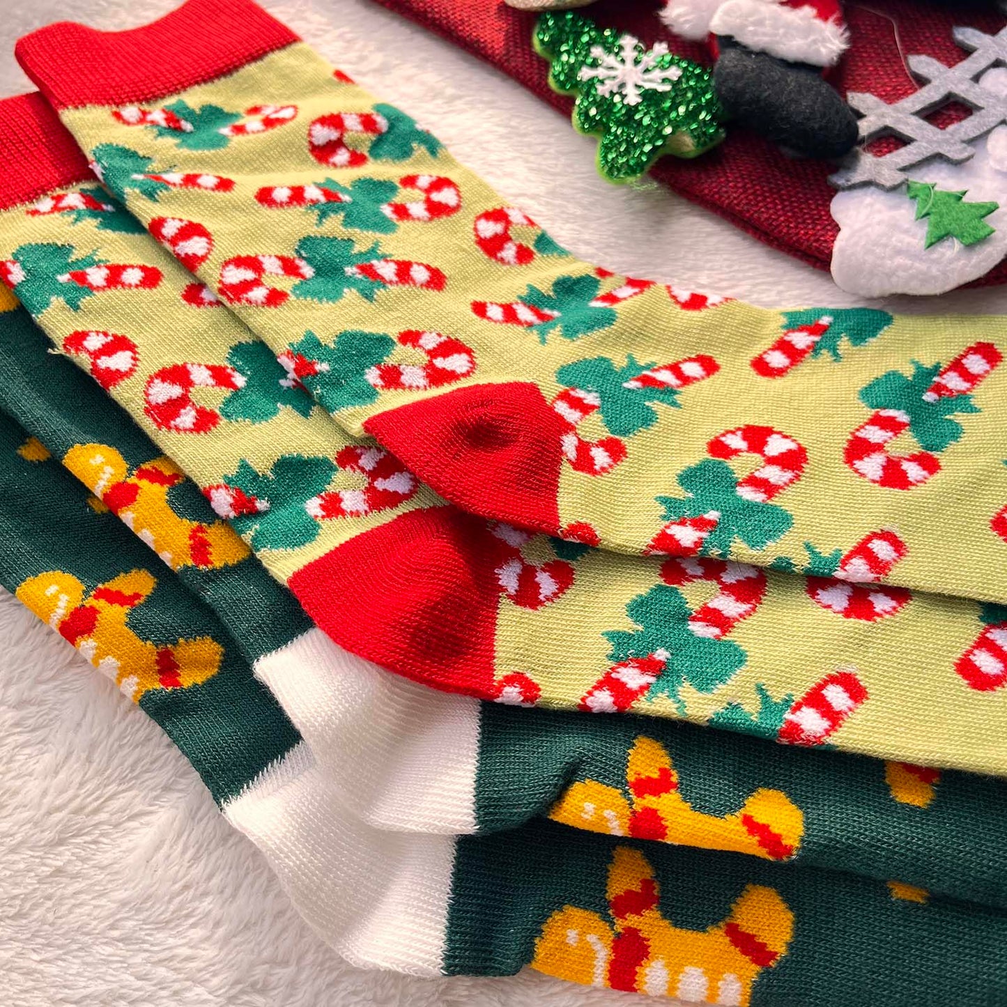 PINCHUAN 2Pairs Christmas Socks Sets Women's Soft Christmas Socks Christmas Themed Socks Christmas Stocking Holiday Socks Gifts for Christmas Party-Xmas Socks A - Medaid International