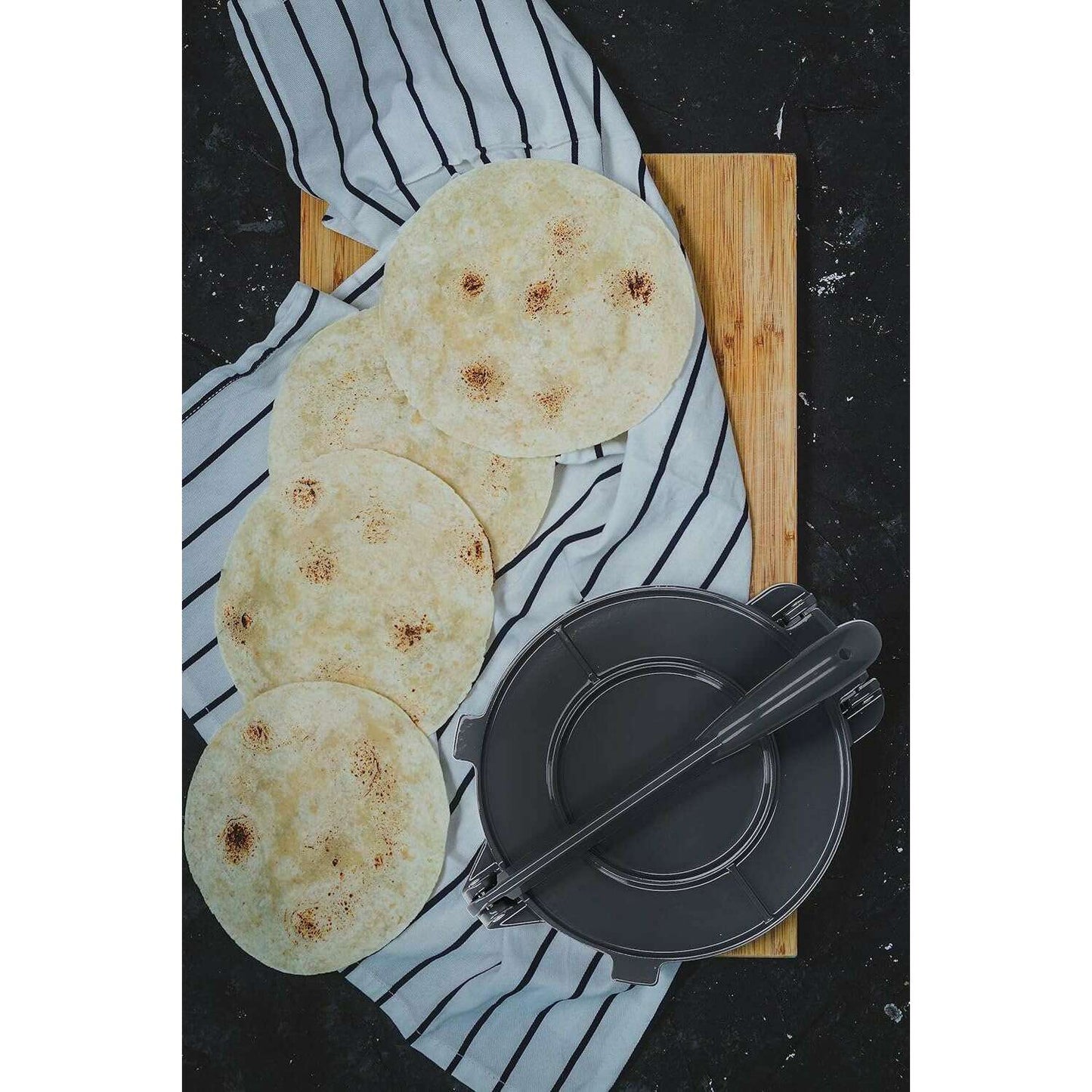 World of Flavours Mexican Tortilla Press - Medaid International