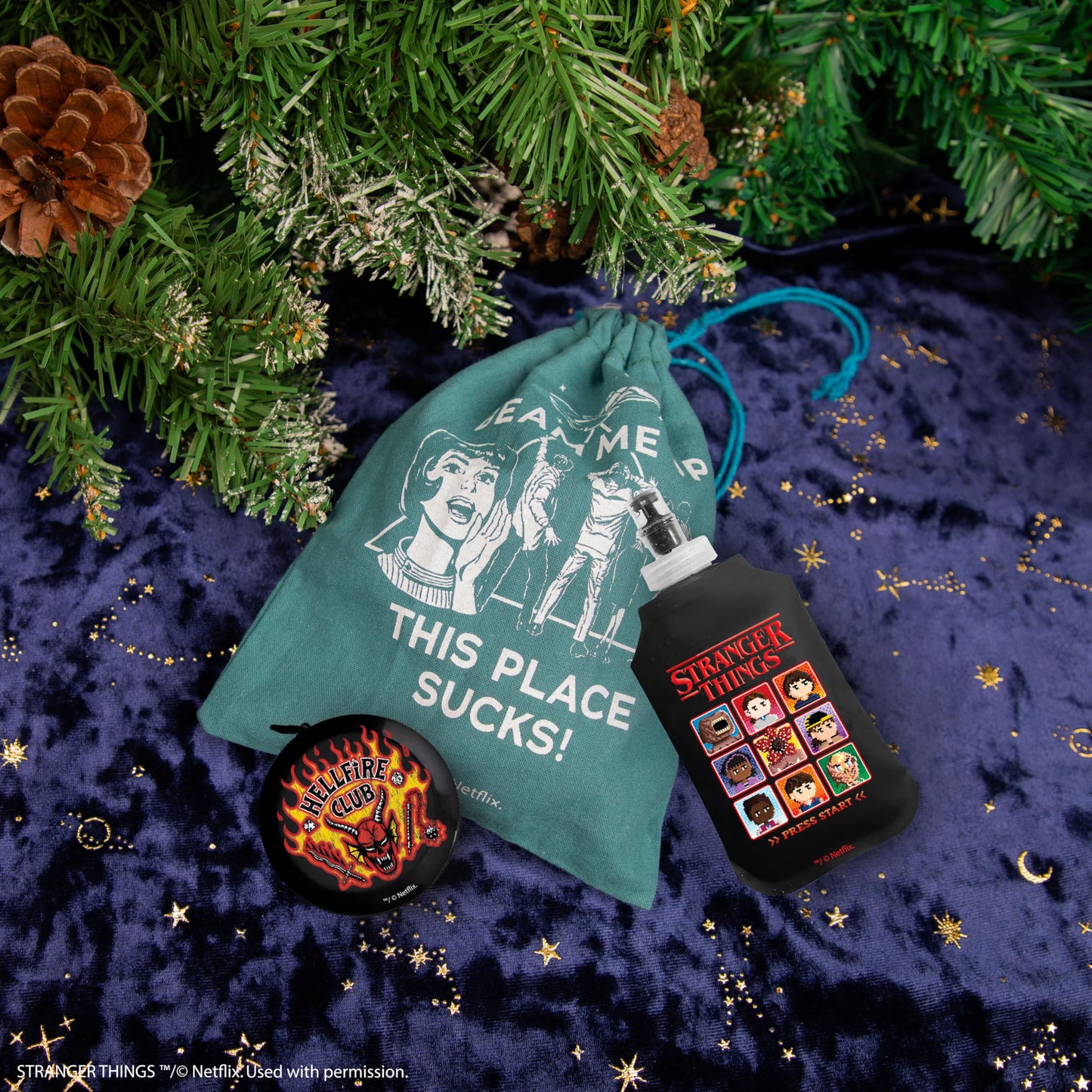 STRANGER THINGS - Advent Calendar 2025-24 Exclusive Gifts & Accessories from the Upside Down - Inspired by the Characters & Locations - For the Christmas Countdown - Official License - Cinereplicas - Medaid International