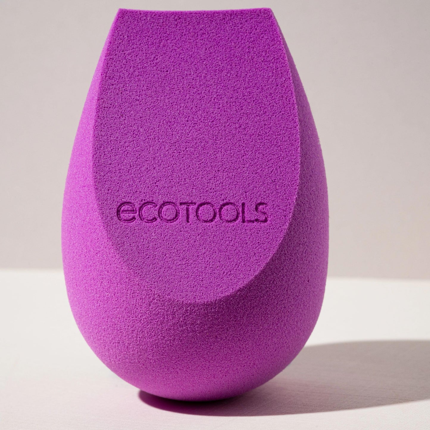 EcoTools Bioblender Makeup Sponge, Compostable Makeup Blender, For Liquid & Cream Foundation, Sustainable, Seamless Application, Eco-Friendly Beauty Sponge, Cruelty-Free & Latex Free, 1 Count - Medaid International