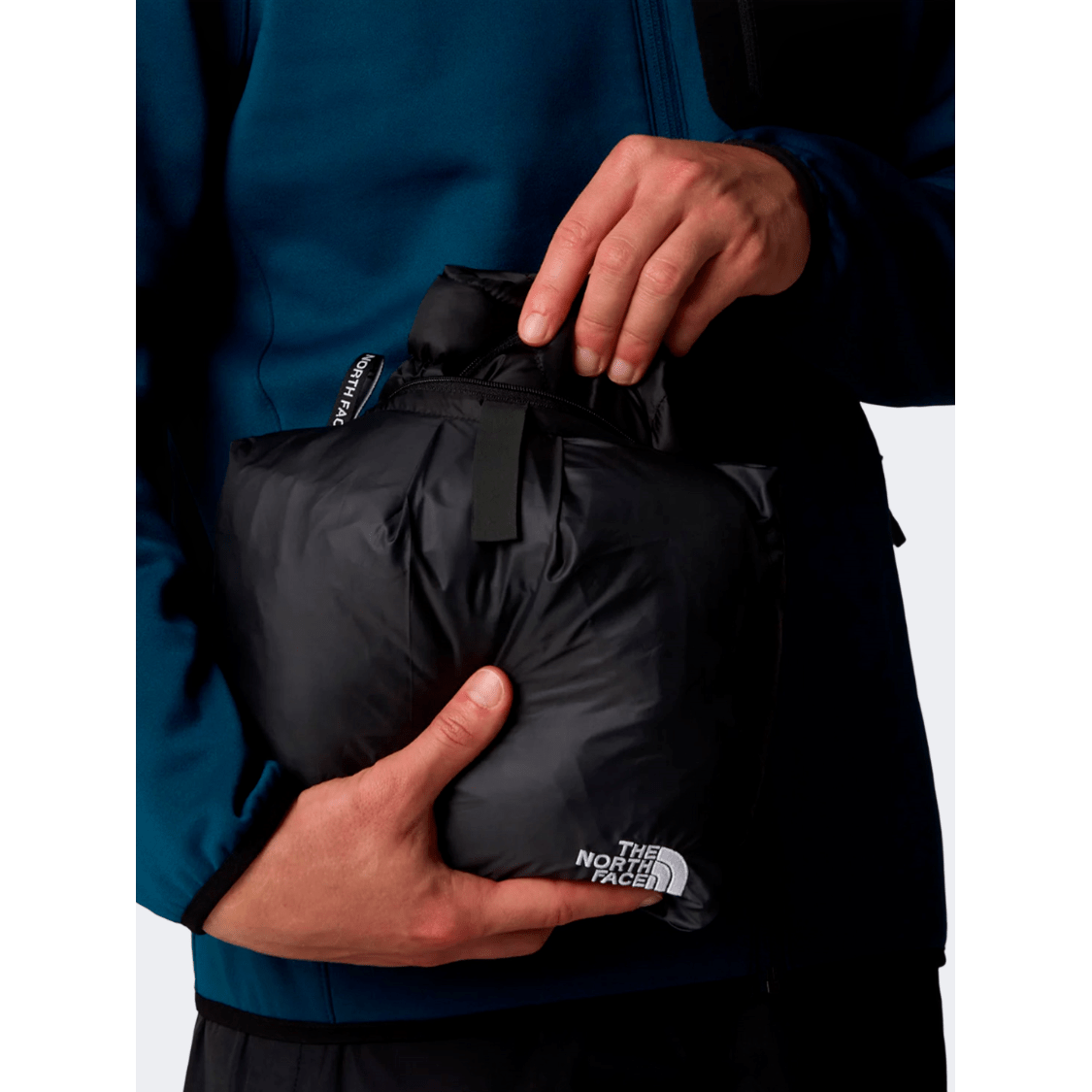 The North Face Huila Synthetic Men Hiking Vest Black/Asphalt Grey - Medaid International
