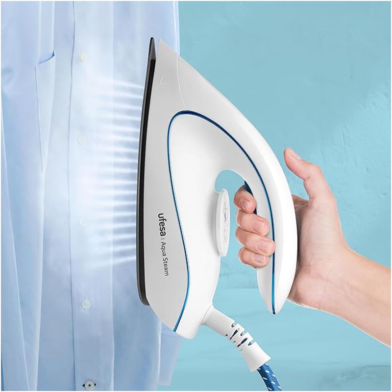 Aqua Steam Iron 2400W - Medaid International