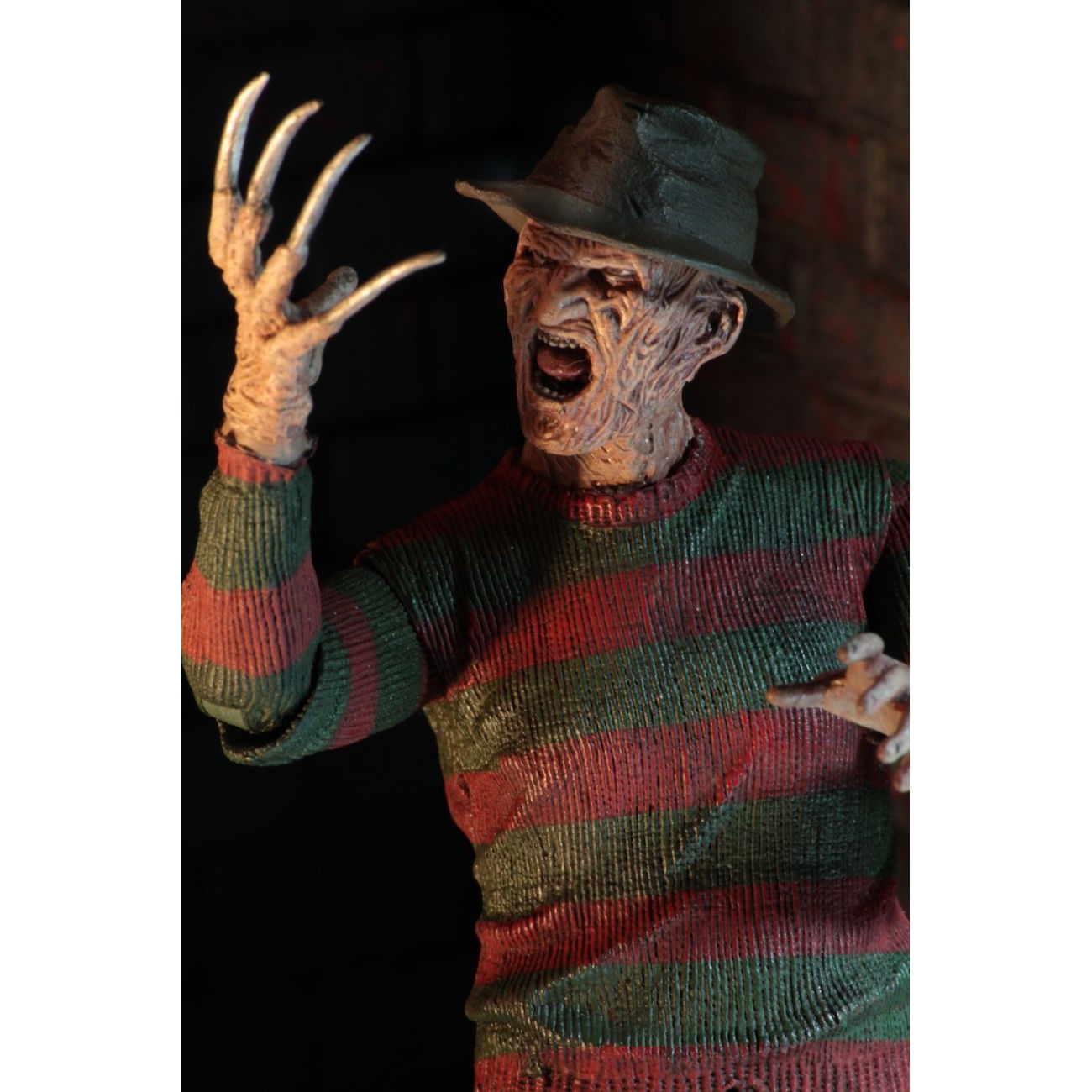 NIGHTMARE ON ELM STREET (PART 2) - ULTIMATE FREDDY ACTION FIGURE BY NECA - Medaid International