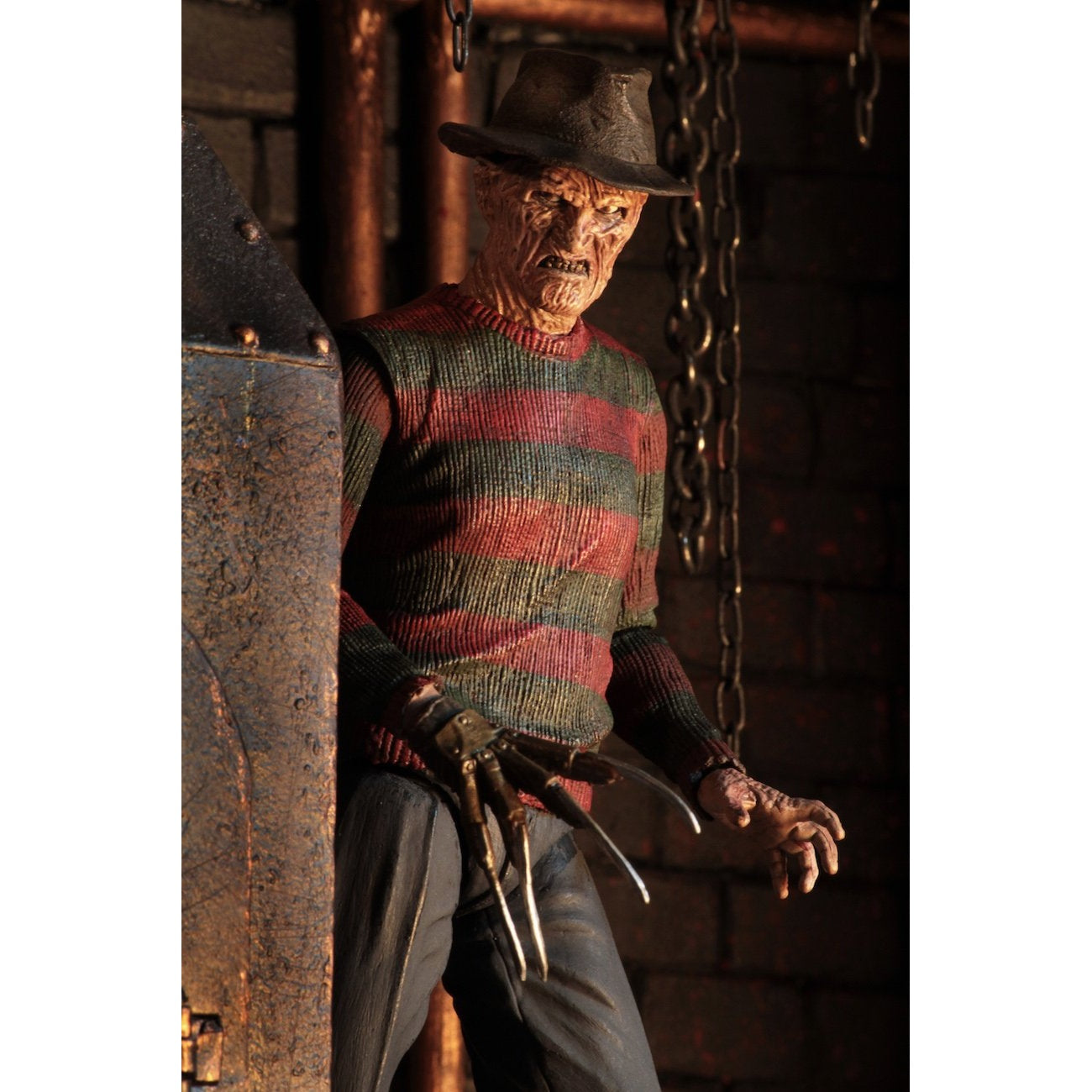 NIGHTMARE ON ELM STREET (PART 2) - ULTIMATE FREDDY ACTION FIGURE BY NECA - Medaid International