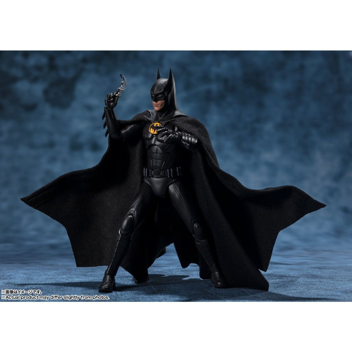 DC BATMAN (THE FLASH) S.H.Figuarts Action Figure By Bandai Tamashii - Medaid International