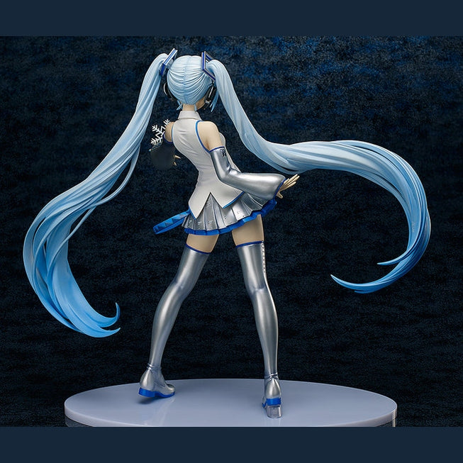 Hatsune Miku SNOW MIKU (re-run) 1/4 scale Figure By Freeing - Medaid International