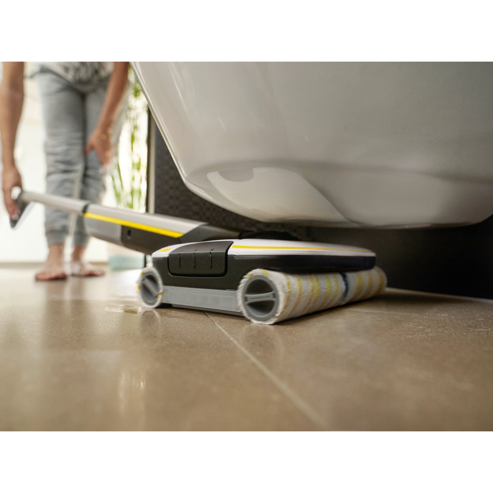 Hard Floor Cleaner FC 7 Cordless - Medaid International