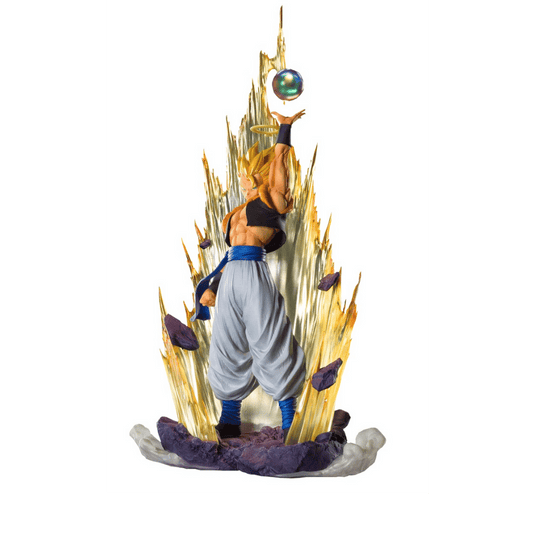 Dragon Ball Super Saiyan GOGETA FIGUARTS ZER By Bandai Tamashii - Medaid International