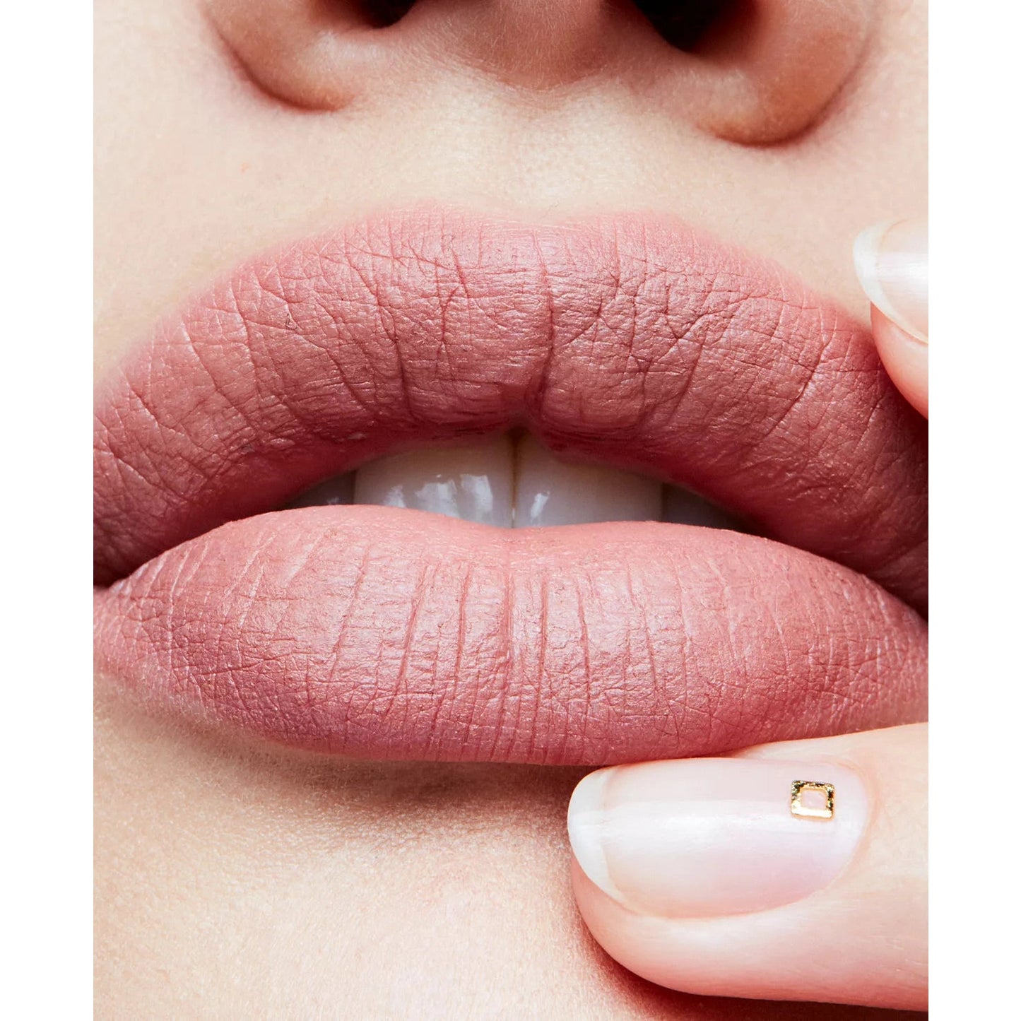 MAC cosmetics Winter's Kiss Mini Lip Set - Medaid International