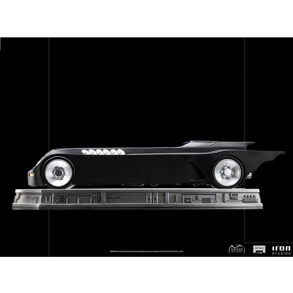 BATMAN: THE ANIMATED SERIES - BATMOBILE ART SCALE 1/10 STATUE BY IRON STUDIOS - Medaid International