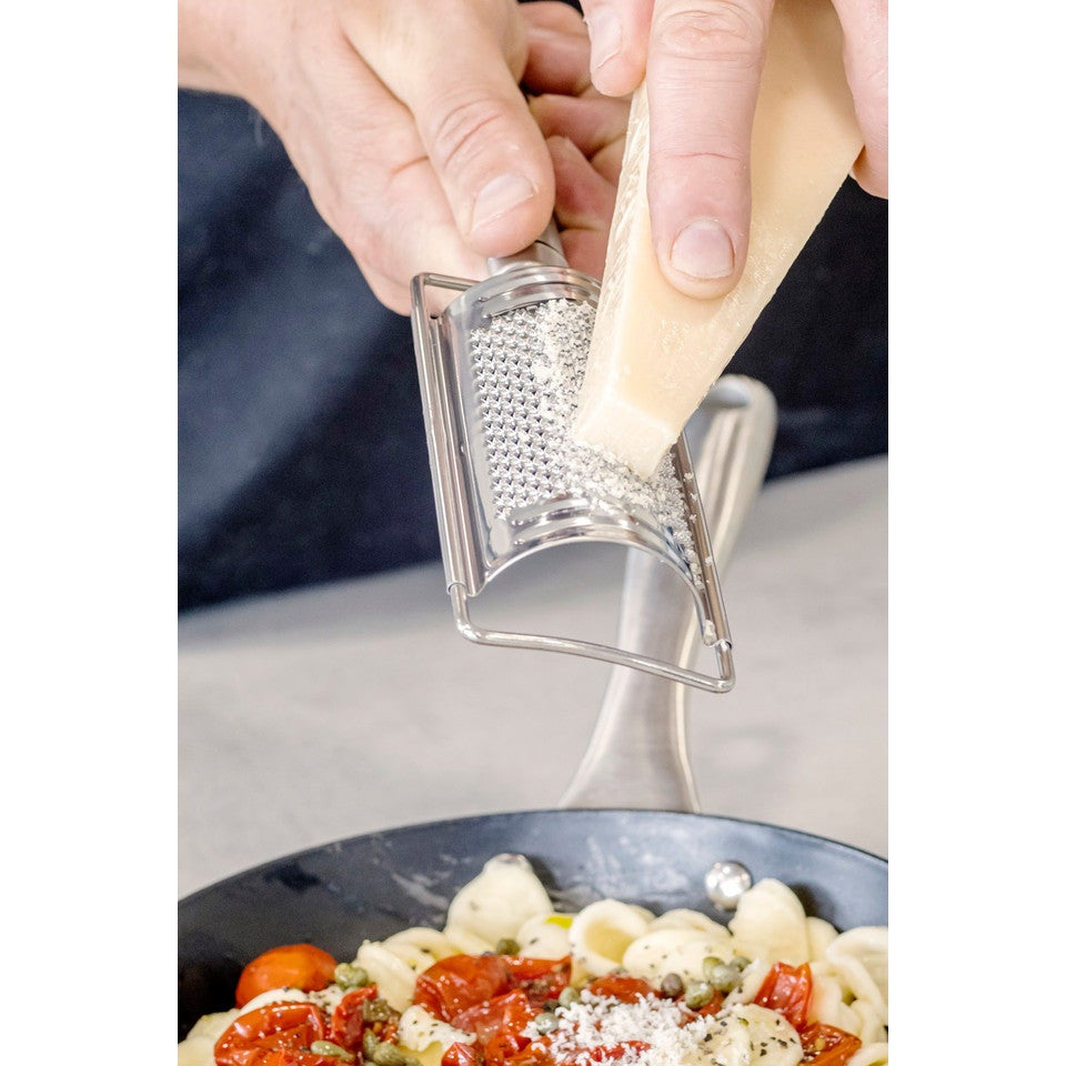 Oval Handled Professional Stainless Steel Curved Nutmeg and Zest Grater - Medaid International