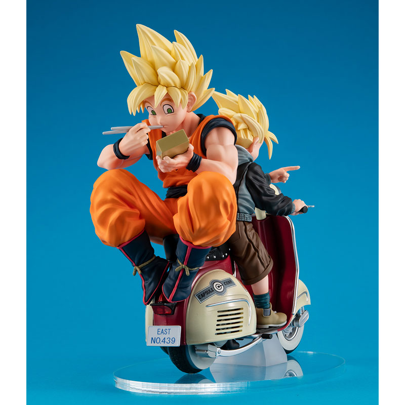 Dragon Ball Z Desktop Real McCoy EX Super Saiyan Goku and Super Saiyan Gohan on Motorbike Figure By MegaHouse - Medaid International