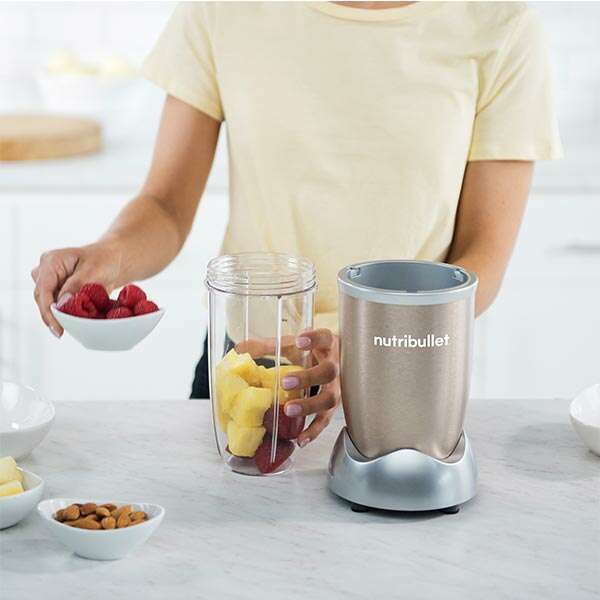 Pro¬Æ 900 Blender, 7pc Accessories - Medaid International