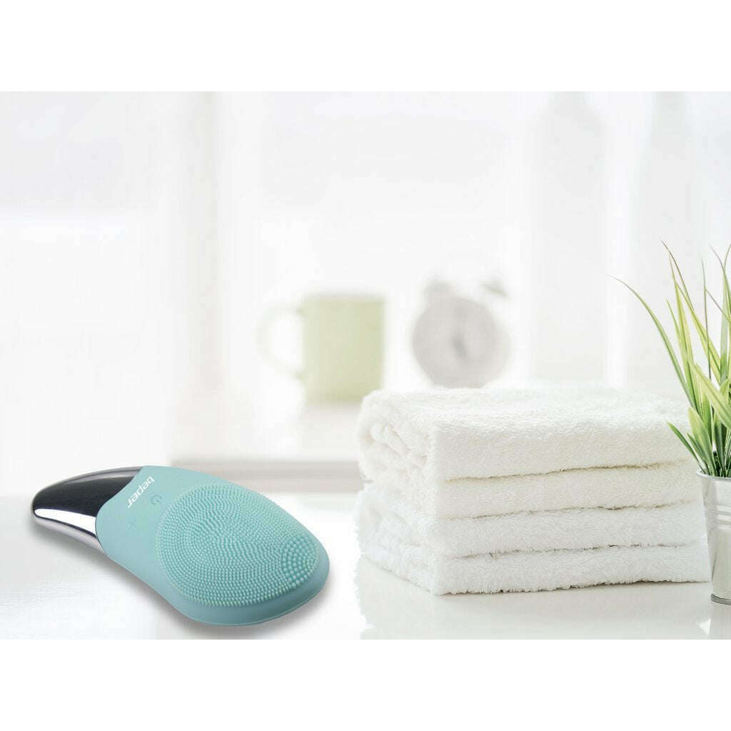 Rechargeable Facial Cleanser - Medaid International