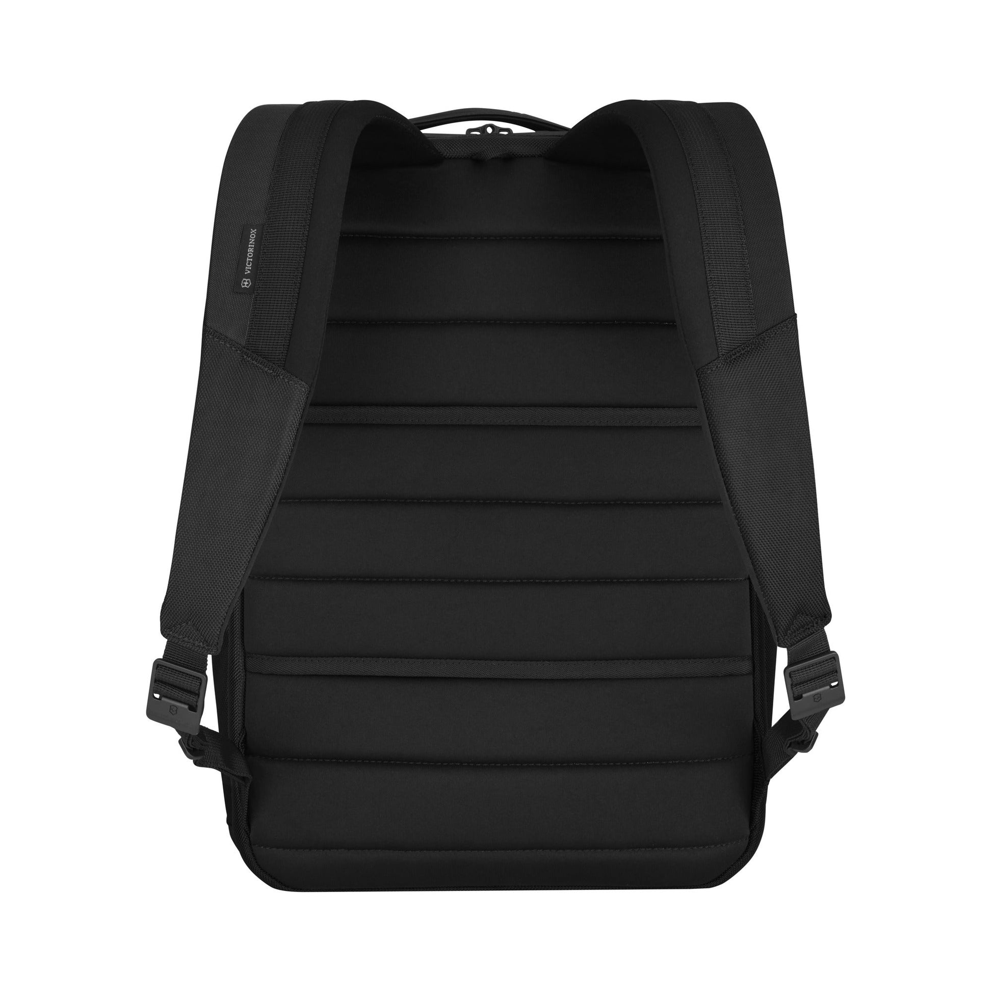 buy-altmont-professional-essential-laptop-backpack-602154-lebanon-1 - Medaid International