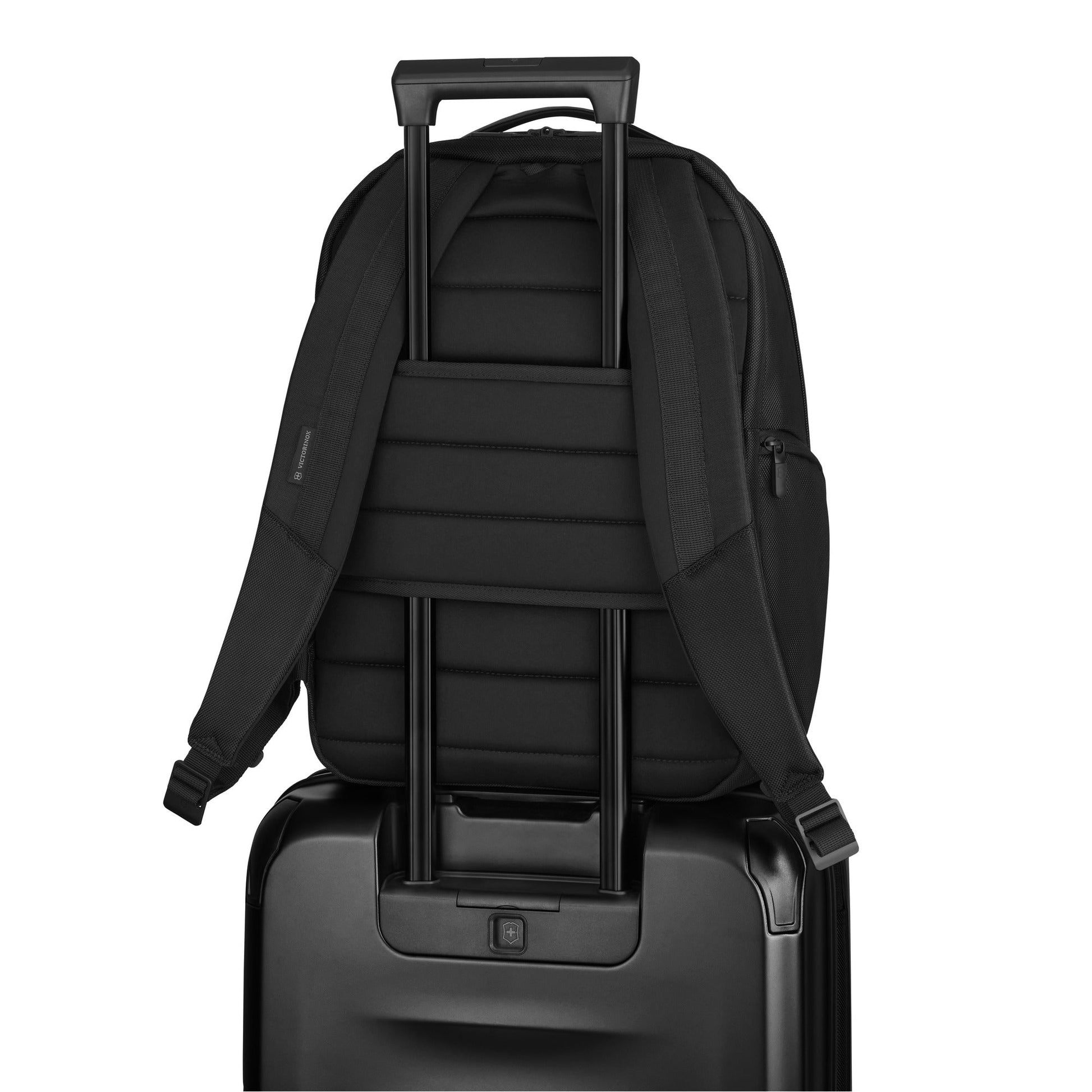 buy-altmont-professional-essential-laptop-backpack-602154-lebanon-1 - Medaid International