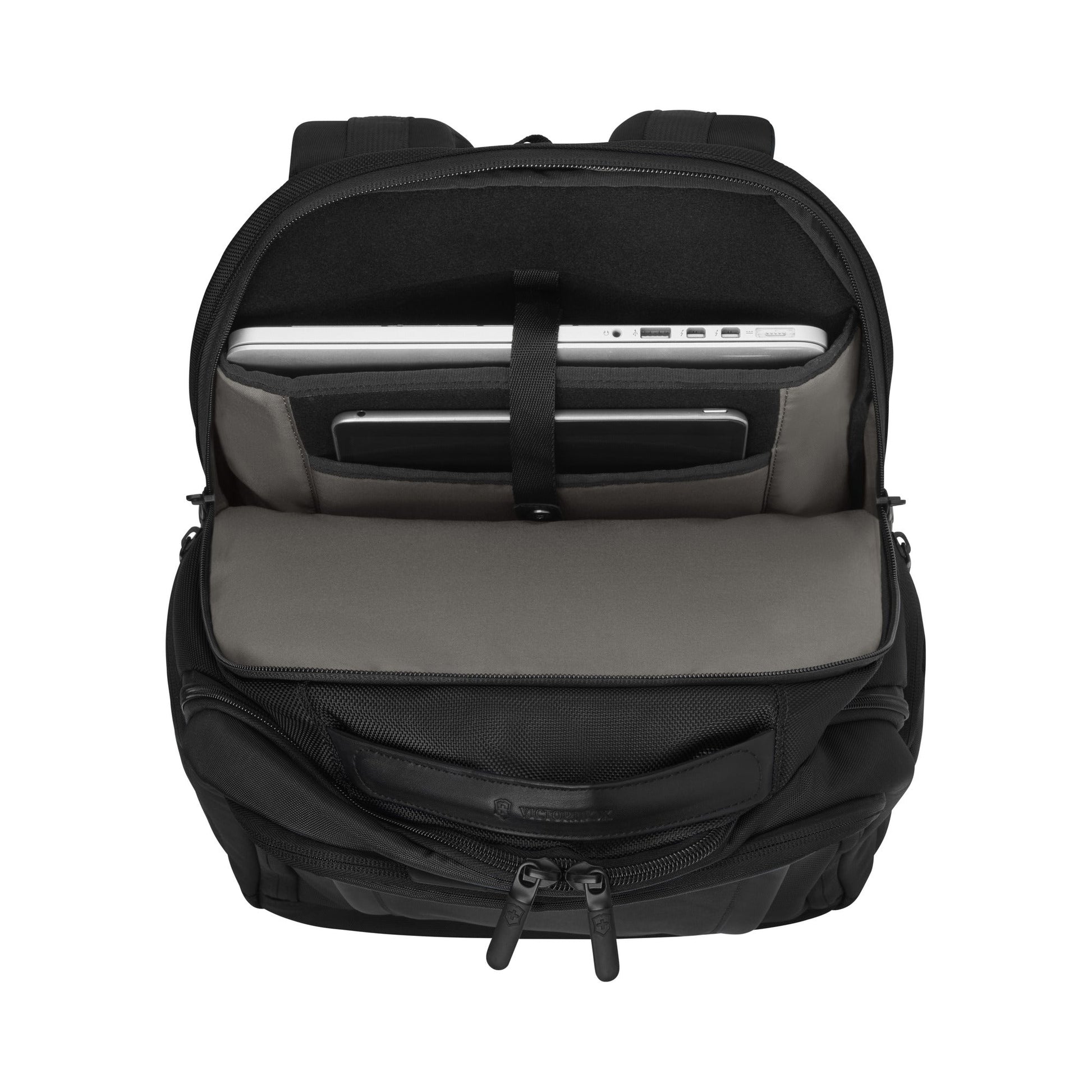 buy-altmont-professional-essential-laptop-backpack-602154-lebanon-1 - Medaid International