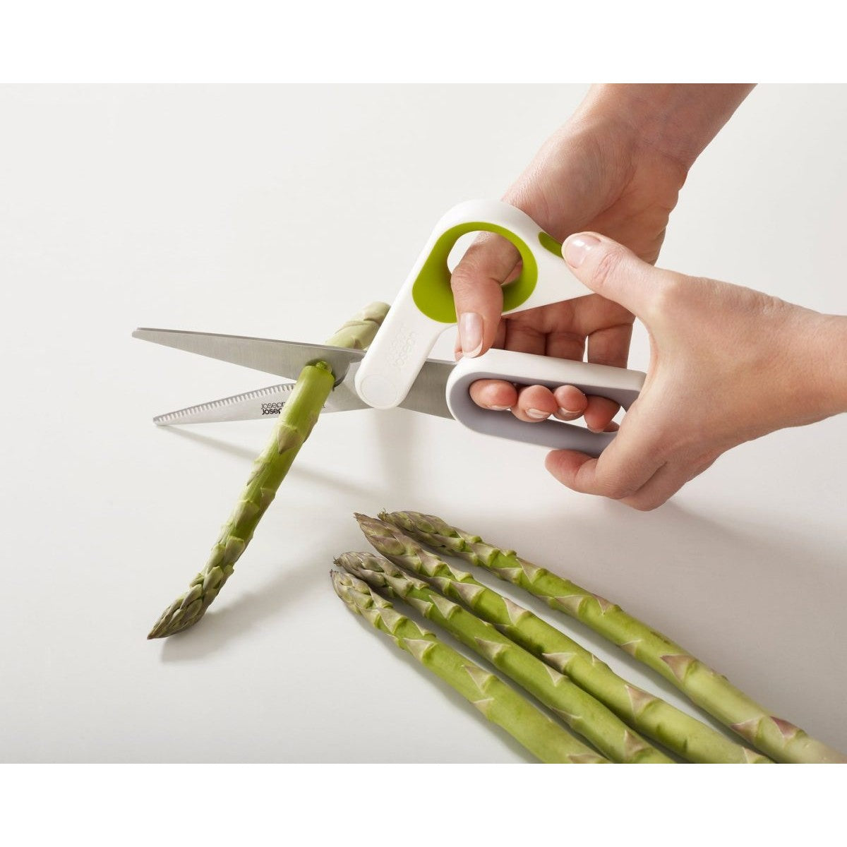 Joseph Joseph PowerGrip™ Kitchen Scissors - Medaid International